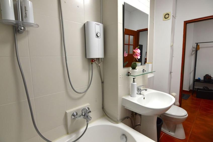 Garsonieră decomandată, mobilată în Nerva Traian