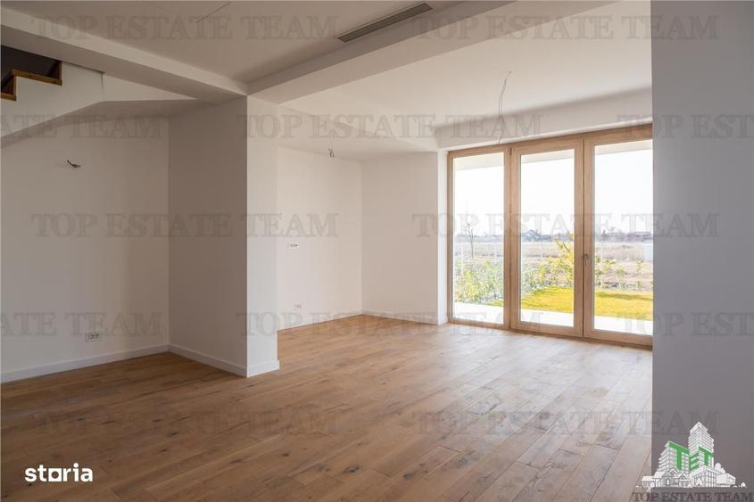 Casă cu 4 camere în Ostratu