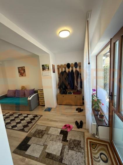 Casă individuală cu 3 camere cu Canalizare în CET
