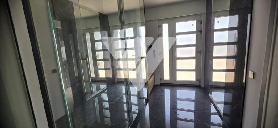 Casă individuală cu 5 camere cu Canalizare în Cisnădie