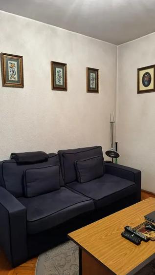 Casă cu 12 camere cu Canalizare în Parcul Carol