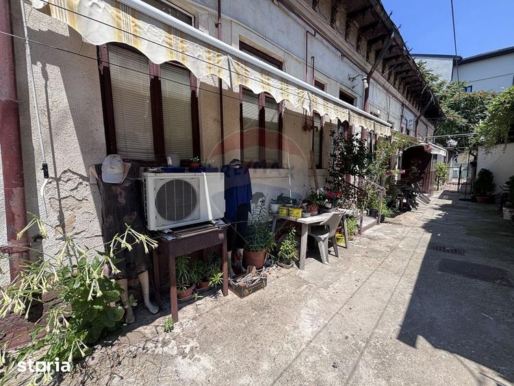 Casă cu 2 camere cu Teren 45 Mp în Dorobanți
