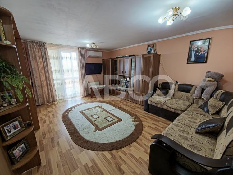 Apartament de vanzare 2 camere 73mpu 2 bai etaj intermediar Terezian - 4