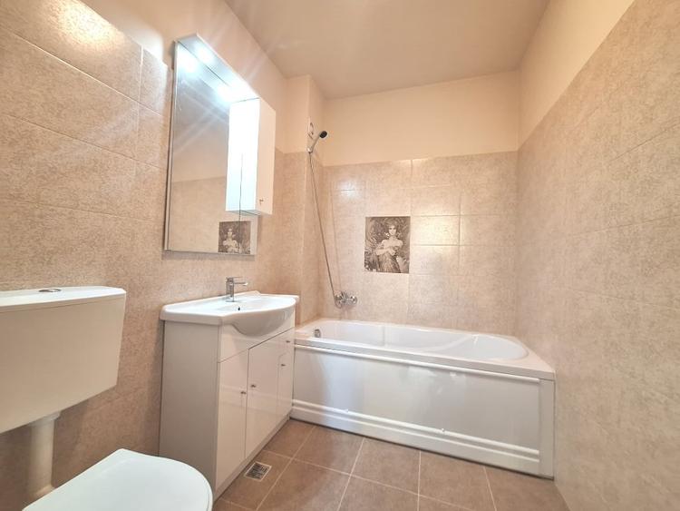 Apartament cu 3 camere, 86 mp, parcare, zona BMW - 10