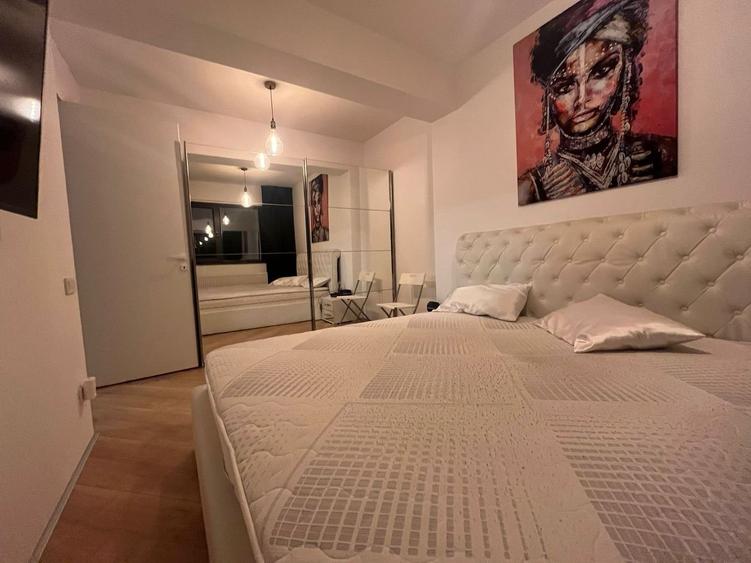 Apartament cu 3 camere decomandat, mobilat în Pipera