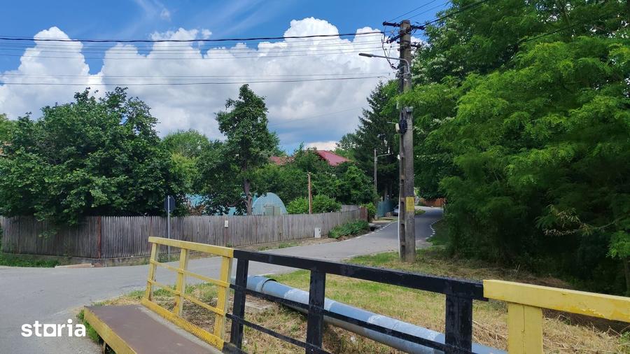 Casă cu 4 camere cu Teren 530 Mp în Răzvad