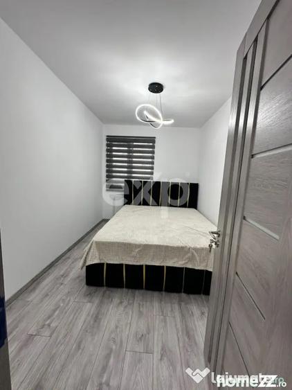 Apartament cu 3 camere decomandat, mobilat în Micro 8