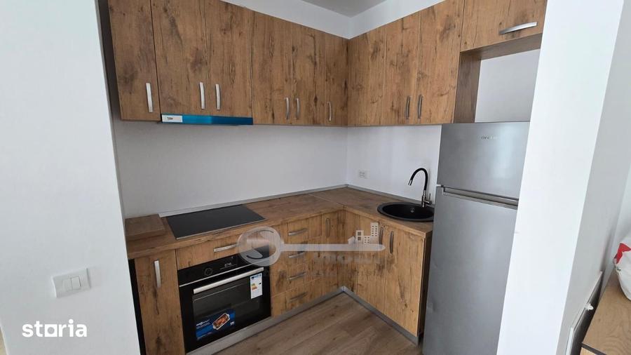 Apartament cu 2 camere în Baza 3
