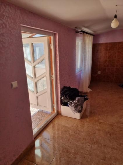 Casă individuală cu 4 camere cu Teren 1072 Mp în Răchitoasa