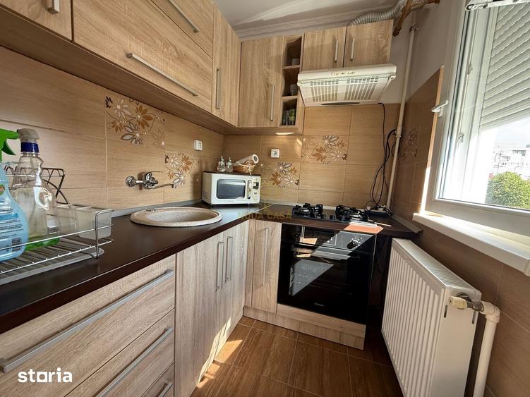 Apartament cu 2 camere în Micro 14