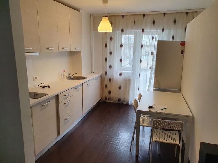 Apartament cu 2 camere decomandat în Octavian Goga