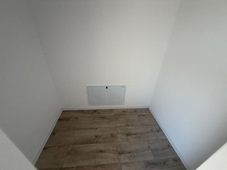 Duplex cu 5 camere cu Canalizare în Central