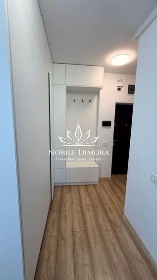Apartament cu 3 camere semidecomandat, mobilat în Tipografilor