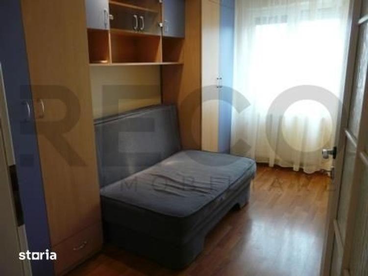 Apartament cu 2 camere decomandat în Rogerius