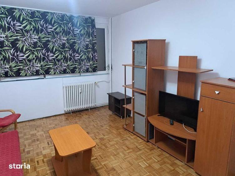 Apartament cu 2 camere decomandat în Cantemir