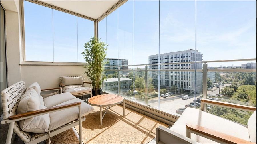 Apartament cu 3 camere decomandat, mobilat în Agronomie