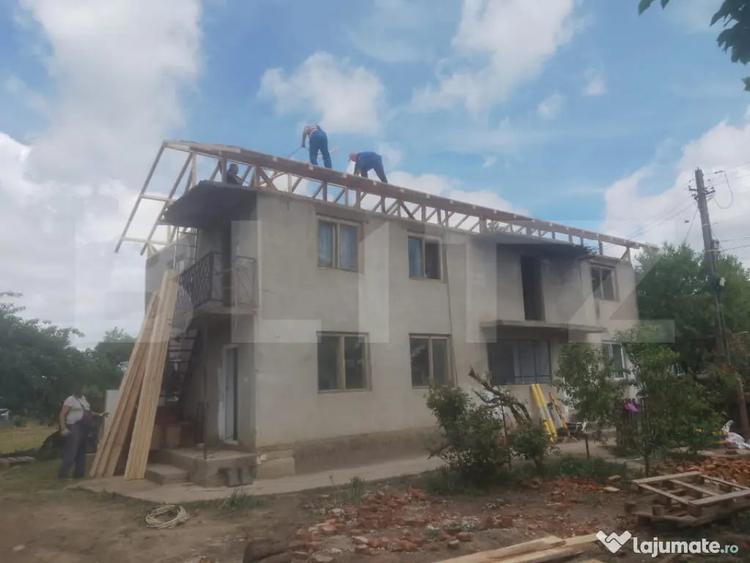 Casă cu 3 camere cu Teren 696 Mp în Brazi