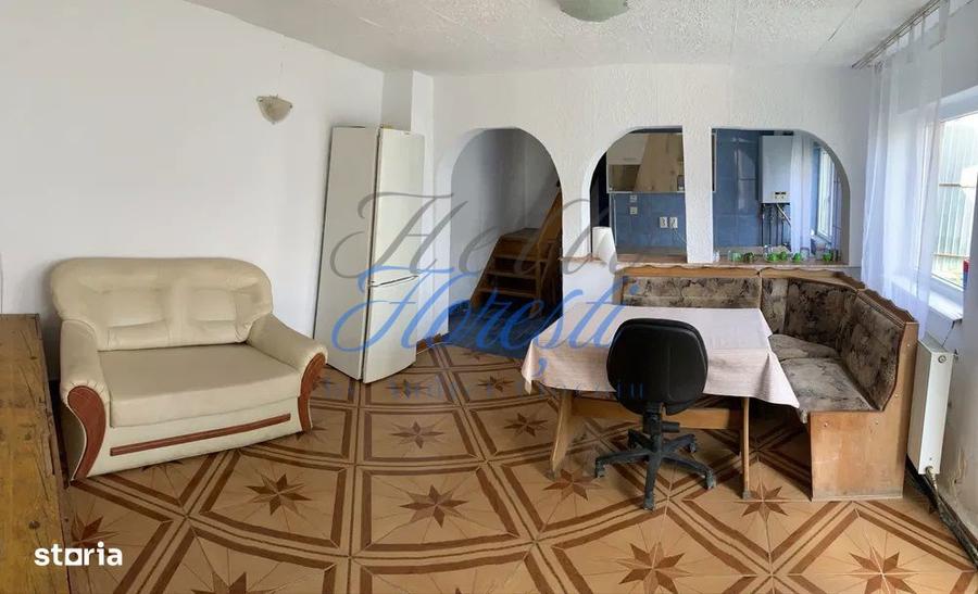 Casă cu 3 camere cu Teren 100 Mp în Iris