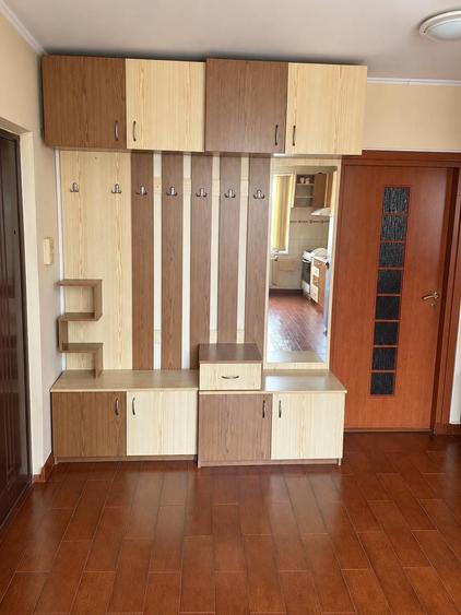 Apartament cu 3 camere decomandat în Dragoș Vodă