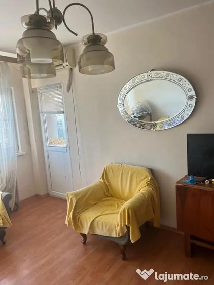 Apartament cu 2 camere semidecomandat în Central