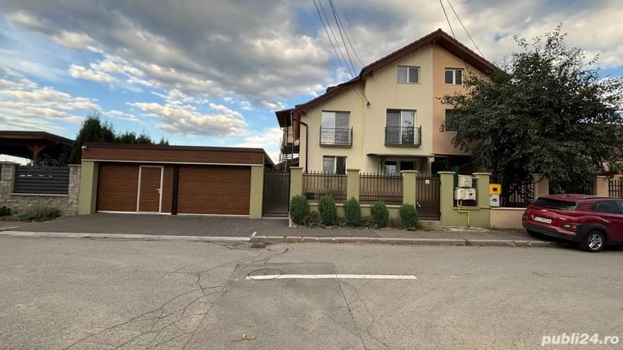 Casă cu 6 camere cu Teren 300 Mp în Someșeni
