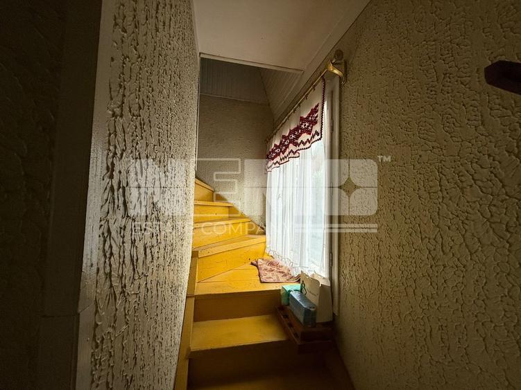 Casă individuală cu 5 camere cu Canalizare în Ultracentral