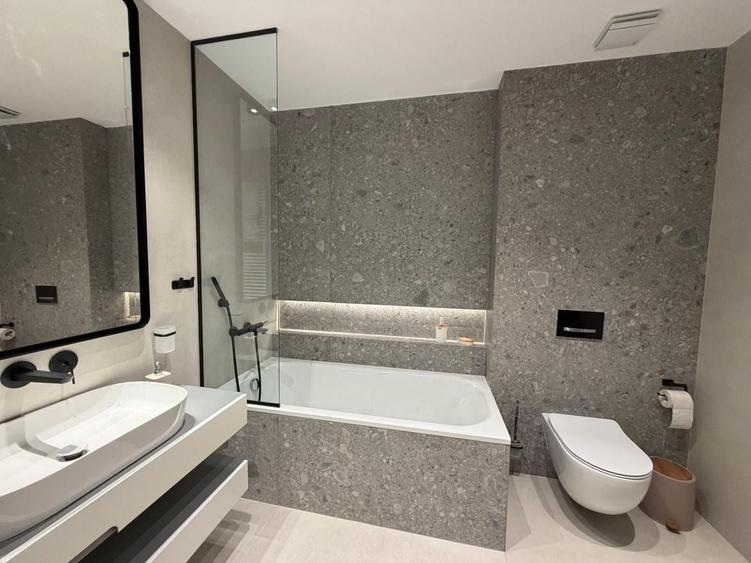 Apartament cu 3 camere decomandat, mobilat în Herăstrău