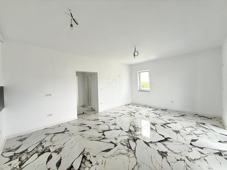 Apartament cu 2 camere decomandat în Giroc