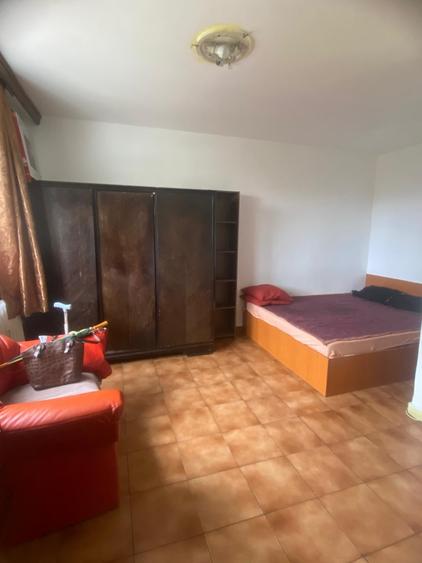 Garsonieră nedecomandată în Teiul Doamnei