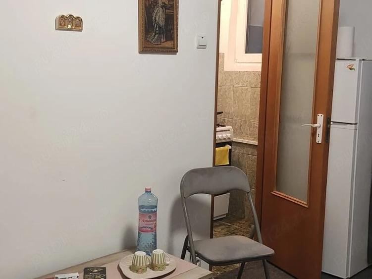 Garsonieră semidecomandată în P-ța Alba Iulia