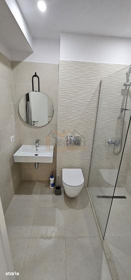 Apartament cu 3 camere decomandat în Bartolomeu