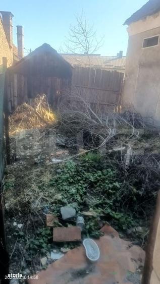 Casă cu 2 camere în Central