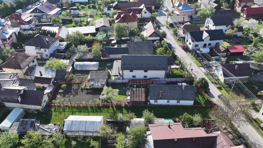 Casă cu 4 camere cu Teren 92 Mp în Central