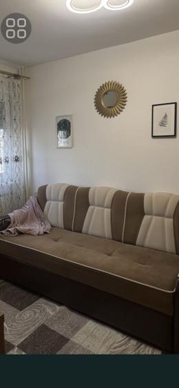 Apartament cu 2 camere nedecomandat în Tractorul