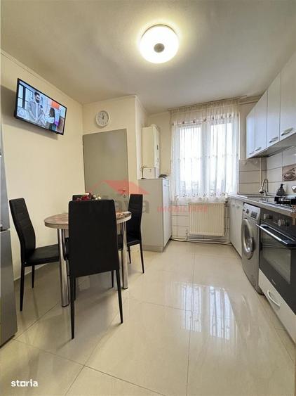 Apartament 3 camere, Bld. Decebal - 11