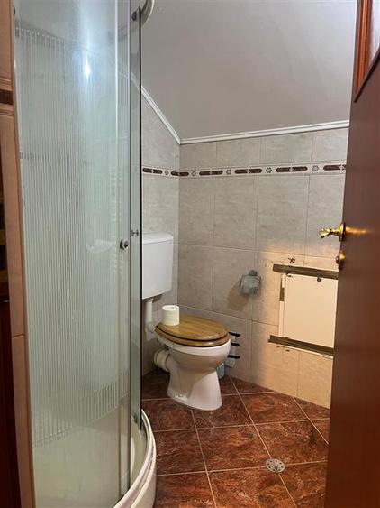 Garsonieră decomandată în Independenței