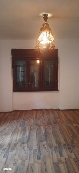Casă cu 2 camere cu Teren 1000 Mp în Husasău de Tinca