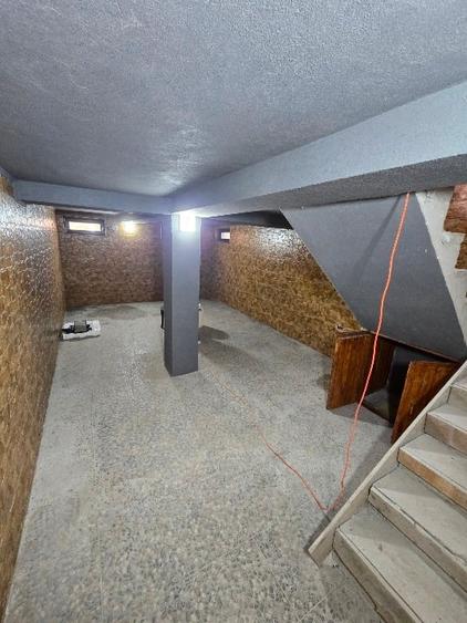 Casă individuală cu 5 camere cu Canalizare în Lumina