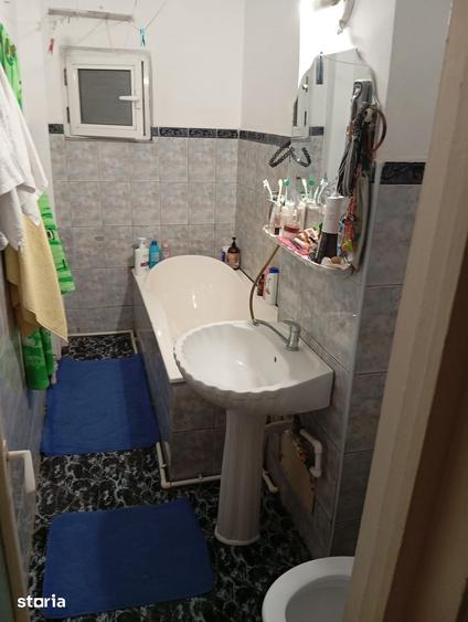 Apartament cu 2 camere în Micro 14