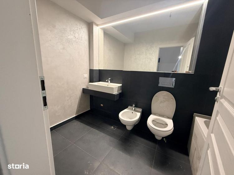 Apartament cu 4 camere în Valea Adâncă