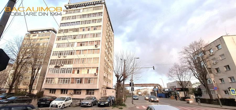 Apartament cu 2 camere decomandat în Cornișa