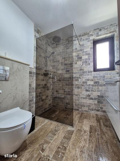 Casă cu 4 camere cu Teren 300 Mp în Tunari