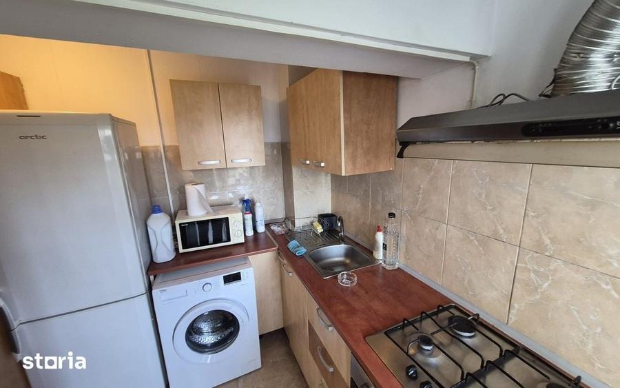 Apartament cu 3 camere în Centrul Civic