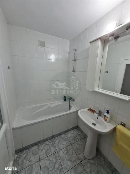 Garsoniera decomandata balcon pivnita zona Autogara Turnisor - 6