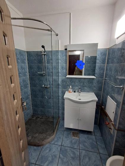Garsonieră decomandată în Sud