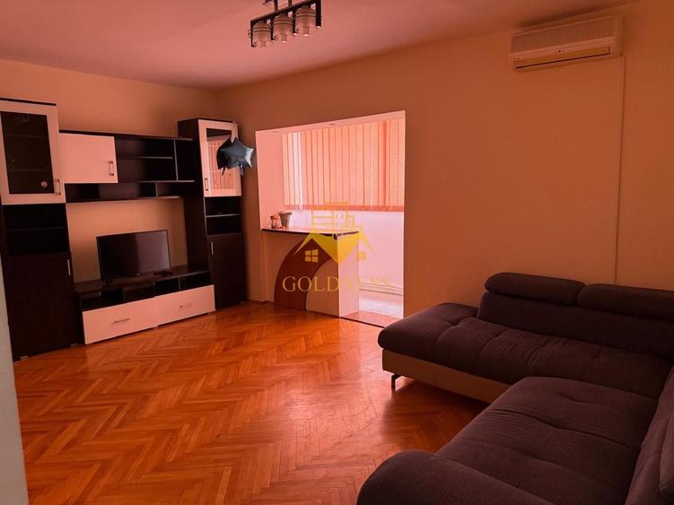 Apartament cu 4 camere decomandat, mobilat în Zorilor