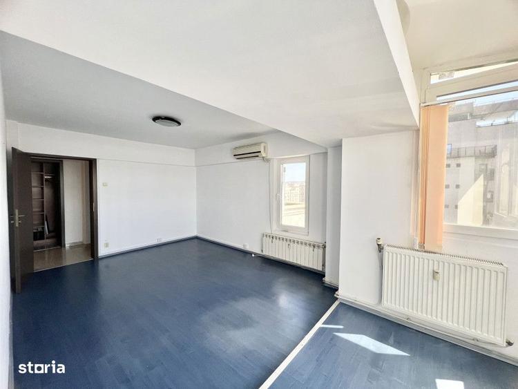 Apartament cu 4 camere în Văcăresti