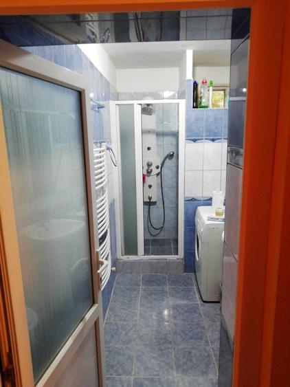 Apartament cu 2 camere decomandat în Terezian