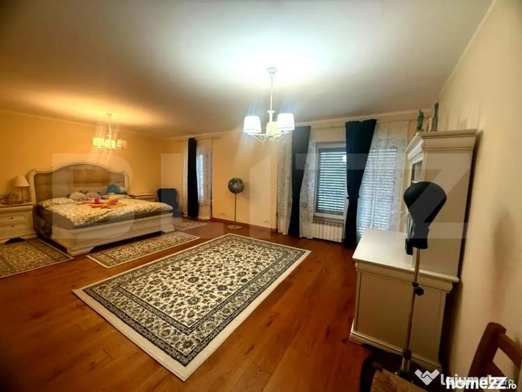 Casă cu 4 camere cu Teren 700 Mp în Central
