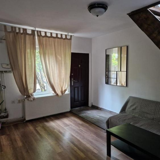 Apartament cu 3 camere, mobilat în Chibrit